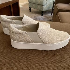 NWOT Vince Warren Platform Sneakers